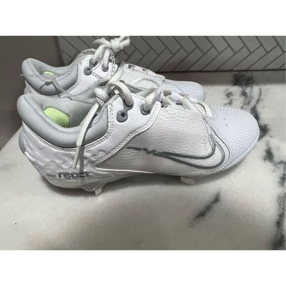 Women's Size 7 Nike  Hyper diamond 4 Elite Softball Cleat CZ5917-100 - Picture 5 of 8